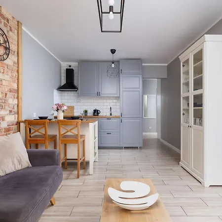 דירה Modern 2-bedroom With Remote Workspace In By Renters *