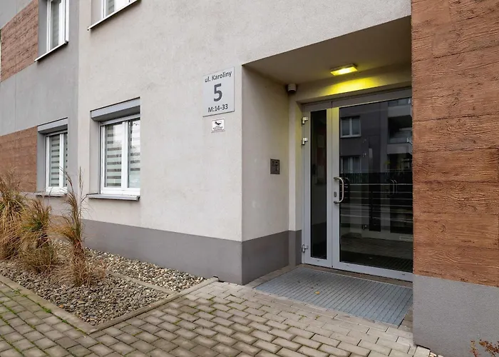 Διαμέρισμα Modern 2-bedroom With Remote Workspace In By Renters Κατοβίτσε