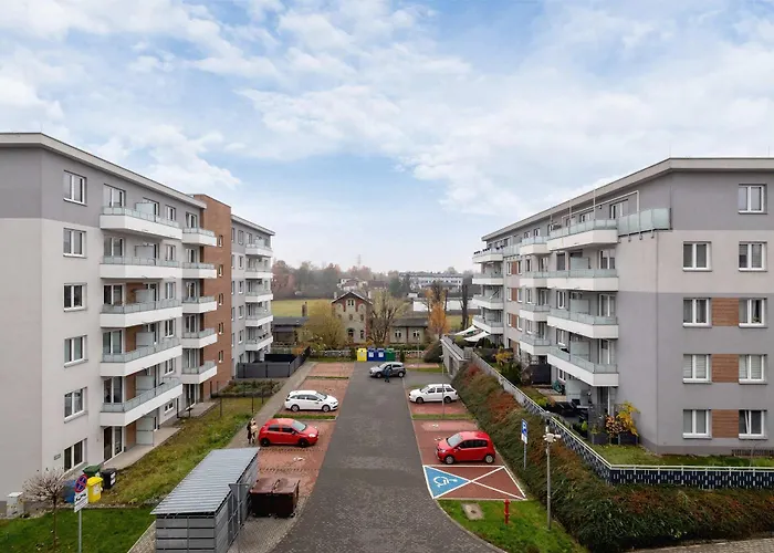 Modern 2-bedroom With Remote Workspace In By Renters * Κατοβίτσε